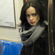 Imagen para el artículo titulado Primeras imágenes oficiales de Jessica Jones, la nueva serie de Netflix y Marvel